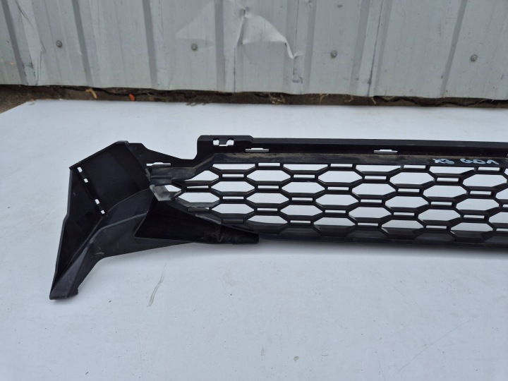 BMW X3 G01 18- GRILLE INFÉRIEURE PARE-CHOCS AVANT 8064599