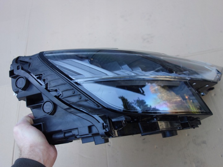 COMPLET LED MATRIX DROIT AUDI Q8 4M8 EUROPE