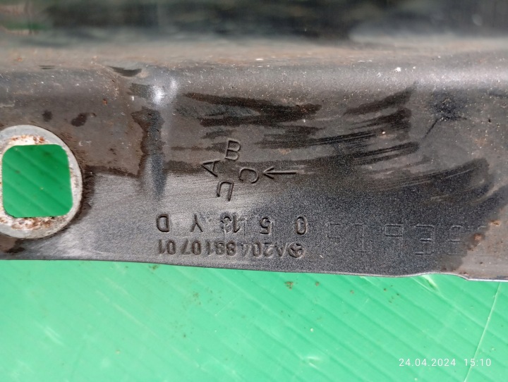 AILE GAUCHE AVANT MERCEDES GLK W204 X204 A2048810701