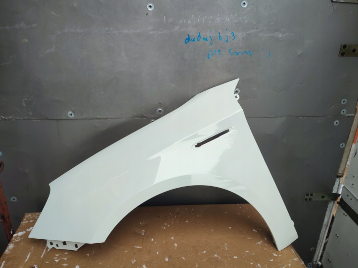 AILE ACIER GAUCHE ALFA ROMEO GIULIETTA 940 05.10R- PEINTURE 296