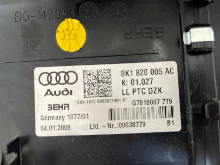 AUDI A4 B8 BERLINE 2.0 TDI 143K 2009R CHAUFFAGE FONCTIONNEL ORIGINAL