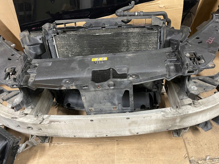 MERCEDES S-KLASA 222 W222 6.3 AMG AVANT RESTYLAGE COMPLET AVANT DANS COULEUR 197