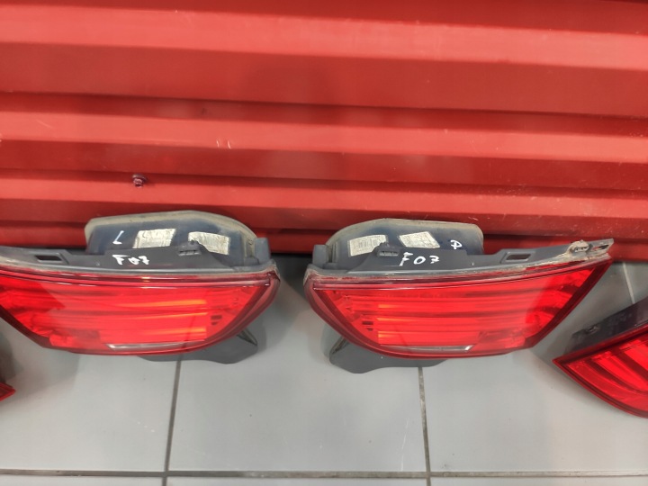 BMW 5 GT F07 PHARES ARRIÈRE ARRIÈRE DANS COUVERCLE DE COFFRE I DANS AILE EUROPE JEU ORIGINAL