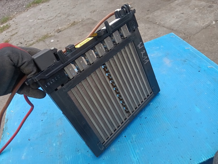 MERCEDES W211 E-KLASA RADIATEUR ÉLECTRIQUE RÉCHAUFFEURS A2118300961