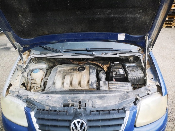 VOLKSWAGEN TOURAN BOÎTE FUSIBLES 2006 1.9L 1T1937503A