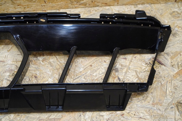GRILLE ADMISSION AIR CENTRALE PARE-CHOCS AVANT 8085619 BMW X5 G05 LCI 24R