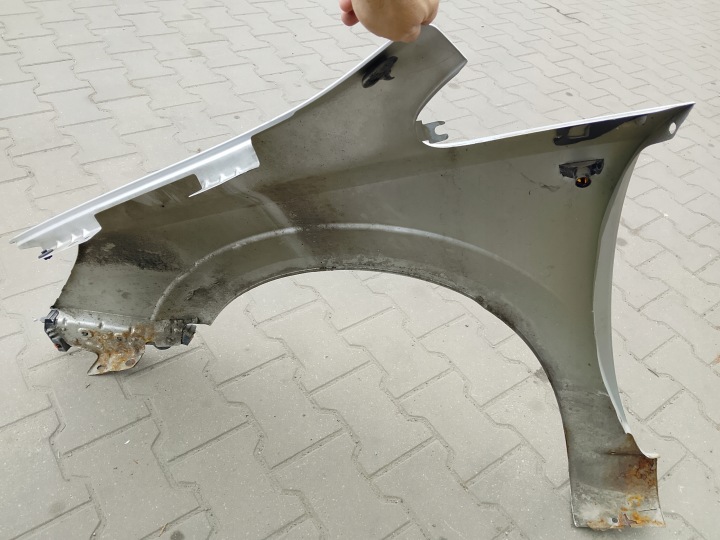 AILE DROIT AVANT OPEL ZAFIRA B 05-08R Z157