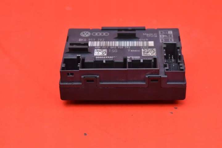 CONTRÔLEUR MODULE PORTES DROIT AVANT 8K0959792 AUDI A5 8T COUPÉ 07-11