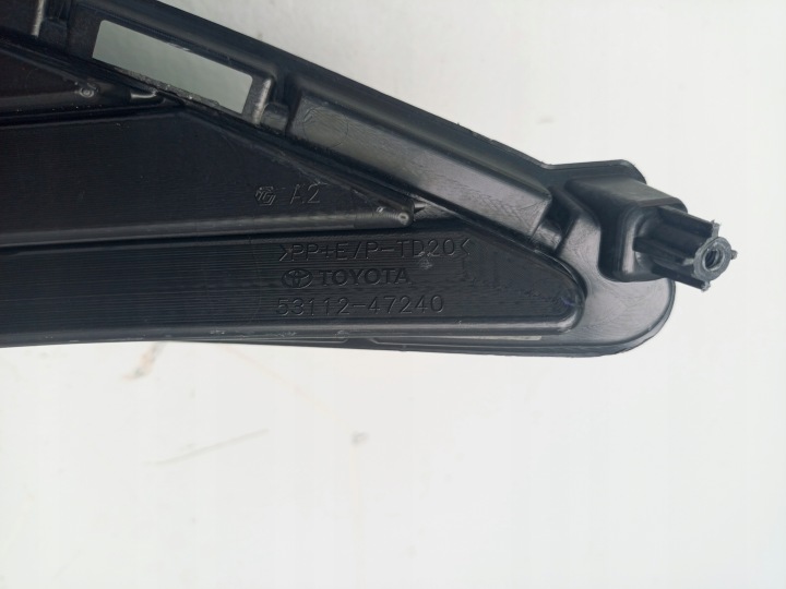 TOYOTA PRIUS IV 4 2016- GRILLE CENTRALE PARE-CHOCS AVANT 53112-47240 ÷