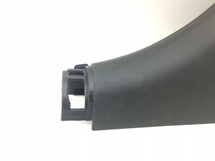 HYUNDAI I30 2023 PROTECTION MONTANTS B INFÉRIEURE 85845G4000