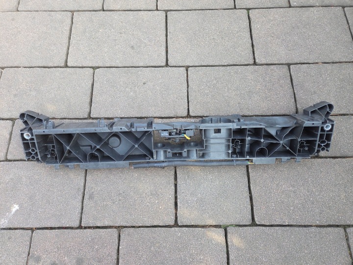 RENAULT CLIO IV CAPTUR POUTRE PANNEAU AVANT SUPÉRIEUR AVEC AVEC SERRURE 625003860R 12-2019