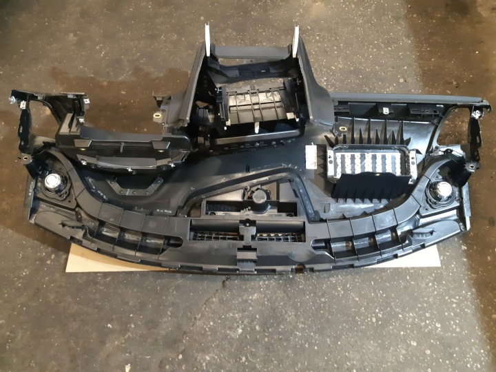 AUDI Q5 8R TABLEAU DE BORD CONSOLE COCKPIT CUIR 8R1857041G