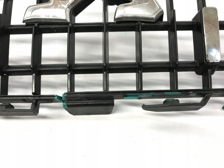 GRILLE CALANDRE RADIATEUR PARE-CHOCS AVANT PEUGEOT 3008/5008 II 2 AA37794254