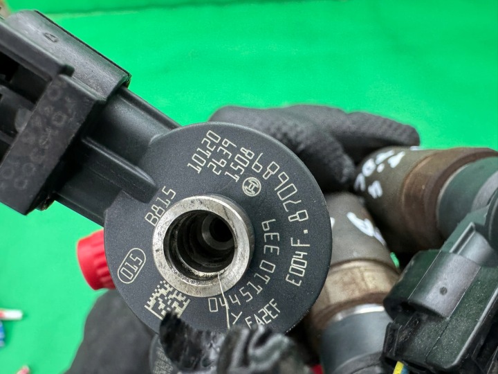 INJECTEUR INJECTEURS INJECTEURS 0445110339 FORD FIESTA MK7 VII 1.4 TDCI 08-