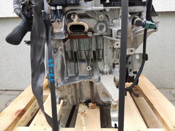 MOTEUR COMPLET INJECTEURS RENAULT CLIO V 1.0 SCE B4DH419 2019-2024