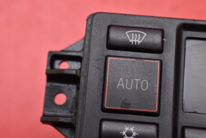 PANNEAU COMMANDE CONDUIT D'AIR CLIMATISATION 8L0820043D AUDI A3 8L 96-00
