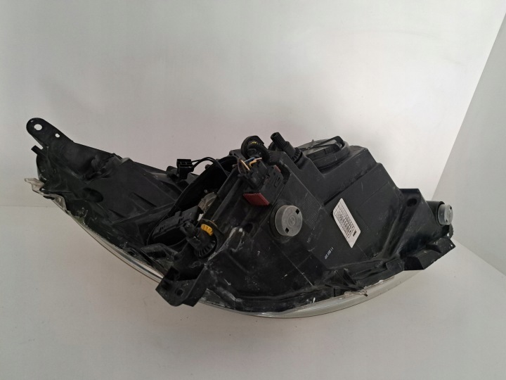 OPEL CORSA D 06-14 PHARE AVANT AVANT GAUCHE EUROPE 13186381 VALEO