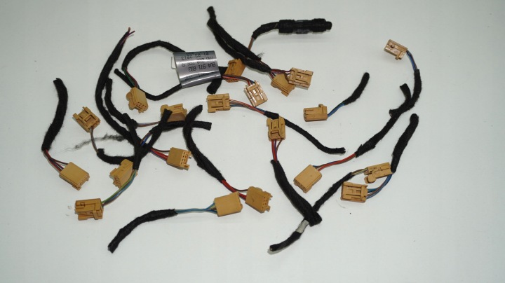 AUDI VOLKSWAGEN PUCE PUCE RACCORD 8E0973754A
