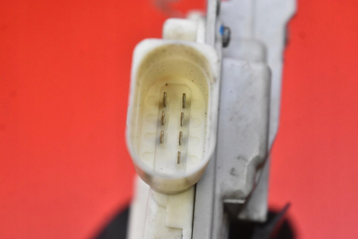 SERRURE DE PORTE DROIT AVANT AVANT EUROPE 4F0837016 AUDI A3 8P 5D HAYON 03-05