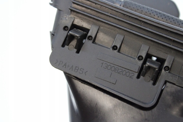VOLVO S80 GRILLE CONDUIT D'AIR DROITE 8660314