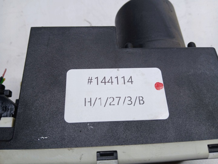 POMPE CENTRAL SERRURE 8L0862257D AUDI A3 8L