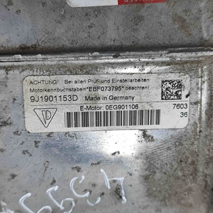 MOTEUR PORSCHE TAYCAN 9J1901153D 25043811 420KW 2022