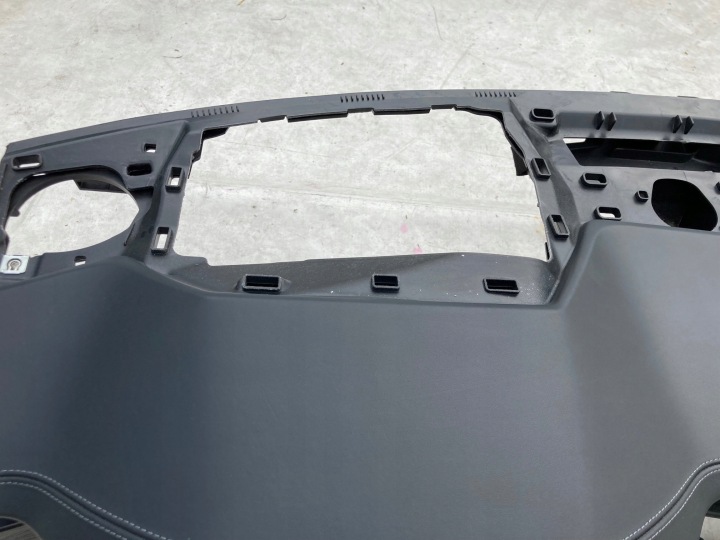 AUDI A6 A7 C8 PLANCHE CONSOLE COUSSINS AÉRIEN AIRBAG COURROIES COURROIE CUIR NEUF
