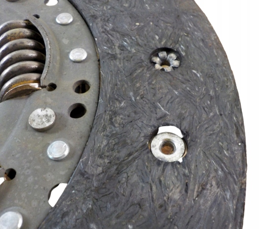 EMBRAYAGE JEU AUDI A4- A6- A8 2.5 TDI 00- 06 DMF