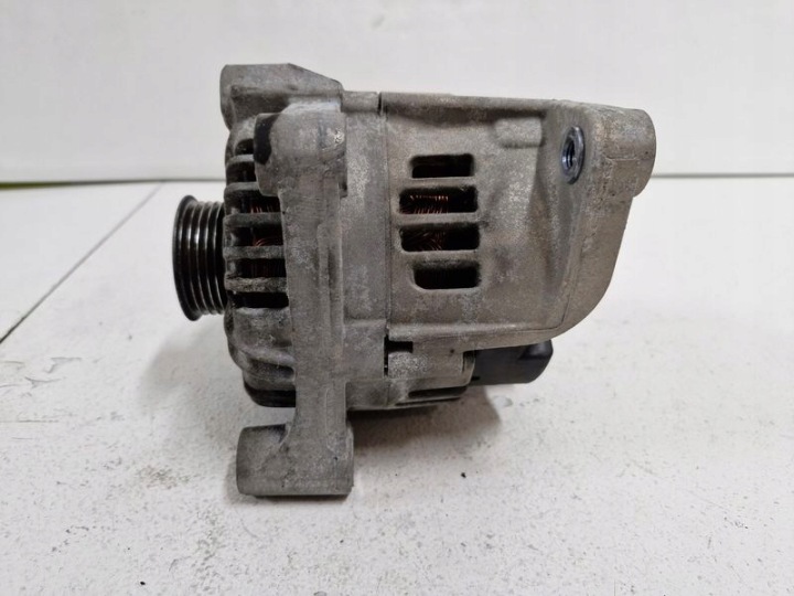TOYOTA AVENSIS T27 LIFT T29 1.6 D D4D ALTERNATEUR 150A 14V 8574045 TG15C200