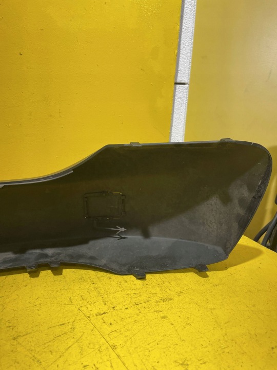 PEUGEOT 308 2009 AVANT MOULURE PARE-CHOCS AVANT