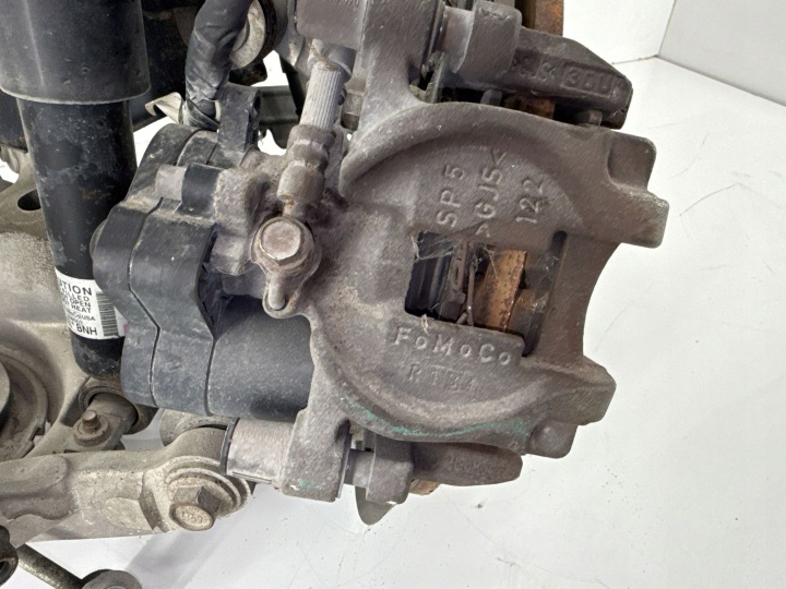 ROTULE DE DIRECTION ARRIÈRE DROITE CÔTÉ FORD FUSION II DG9C18W002