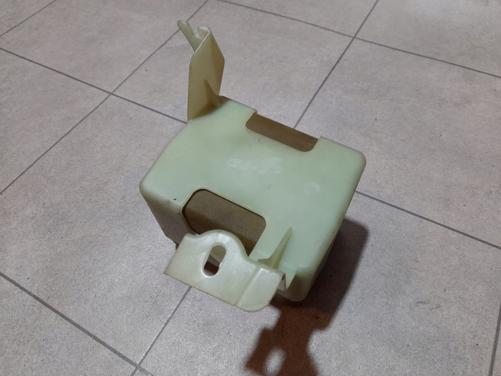 MERCEDES W221 POMPE POUR POMPE SIÈGES EN TRÈS BON ÉTAT ÉTAT