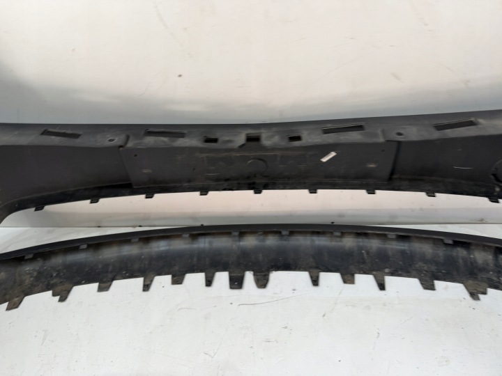 RENAULT TRAFIC III VIVARO B PARE-CHOCS AVANT AVANT 620228716R