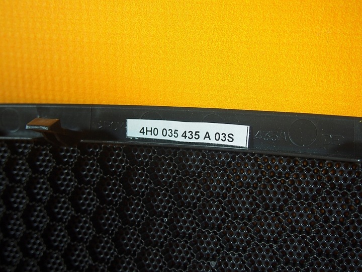 AUDI A8 4H PROTECTION HAUT-PARLEURS ÉTAGÈRES BOSE 4H0035435A