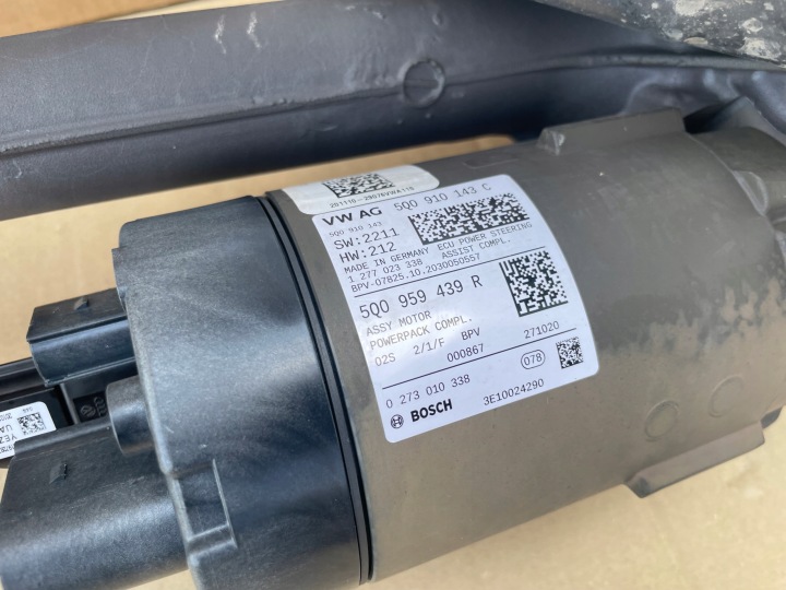 CRÉMAILLÈRE DE DIRECTION 3Q1423050AF 5Q0959755G 5Q0959439R VW SKODA COMME NEUF COMPLÈTE