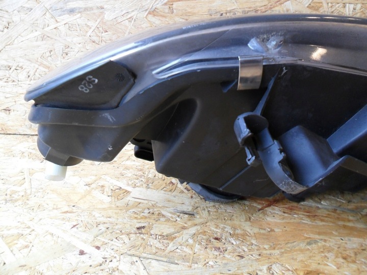 RENAULT LAGUNA B/K56 1999-2000 PROJECTEUR DROIT