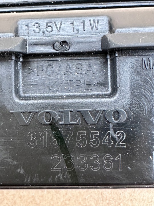 VOLVO XC60 II MICROCONTACT BOUTON OUVERTURE ÉCLAIRAGE COUVERCLES DE COFFRE COUVERCLES DE COFFRE