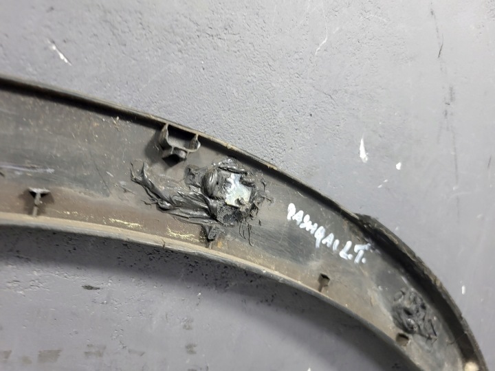 MOULURE REVÊTEMENT GARDE-BOUE GAUCHE ARRIÈRE NISSAN QASHQAI J11 13- 938294EA0B