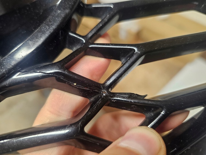 AUDI A4 RS4 B9 GRILLE PARE-CHOCS HALOGÈNE DROITE AVANT 8W0807682AS