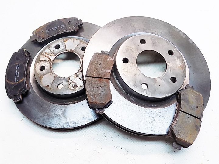 DISQUE FREIN NISSAN DROIT QASHQAI/X-TRAIL 1,5-2,0 DCI 07-