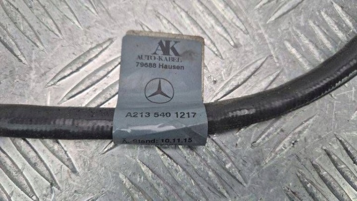 FAISCEAU DE CÂBLES ÉLECTRIQUE MERCEDES E350D W213 A2135401217 OM642855