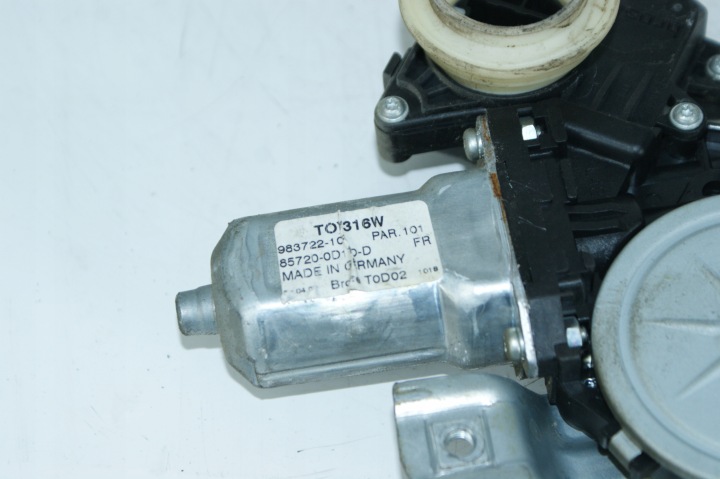 MÉCANISME ÉLÉVATEUR VITRES GAUCHE AVANT TOYOTA YARIS II 2009 85702-0F010
