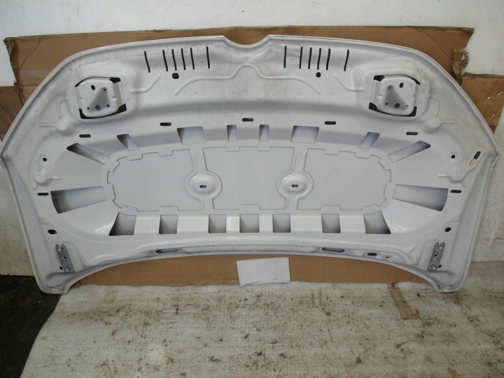 VW CADDY 2K7 CAPOT COUVERCLE MOTEUR 2K7823177B NR72