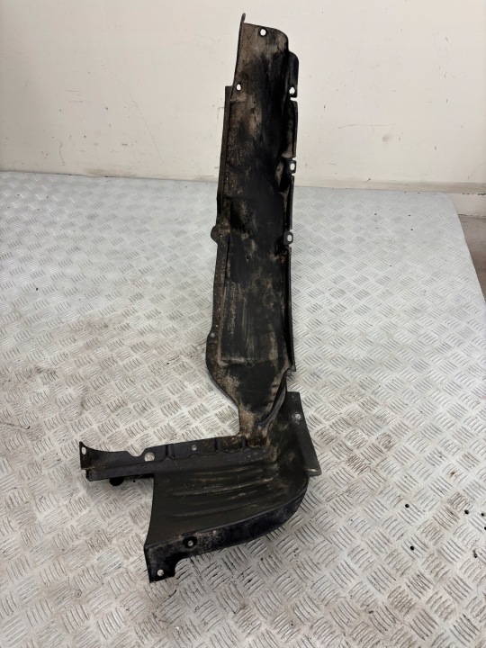 PASSAGE DE ROUE DROIT AVANT 72481-81A0 SUZUKI JIMNY 98-