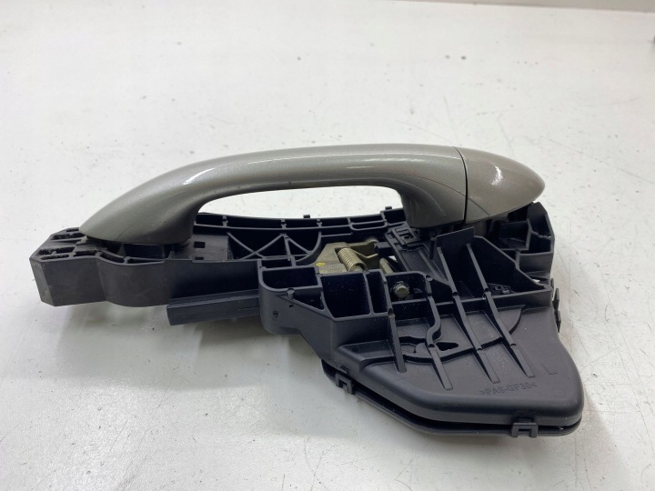 MERCEDES-BENZ ML W164 POIGNÉE EXTÉRIEUR ARRIÈRE 2006 A1647600334