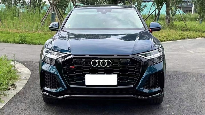 BUMPER FRONT AUDI Q8 PATTERN RSQ8 