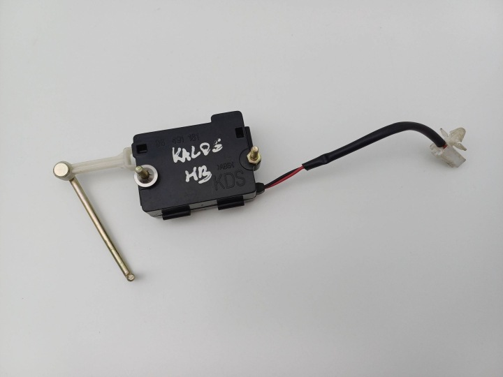 SERVOMOTEUR SERRURE COUVERCLES DE COFFRE COUVERCLES DE COFFRE DAEWOO KALOS HAYON 96491181 NR242