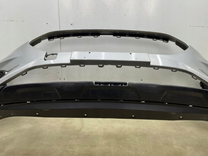 PARE-CHOCS AVANT MG ZS 19R.- LIFT AVANT P10628329
