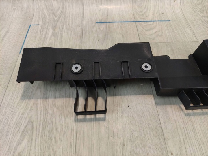 MG4 GLISSIÈRE PARE-CHOCS AVANT 11186024