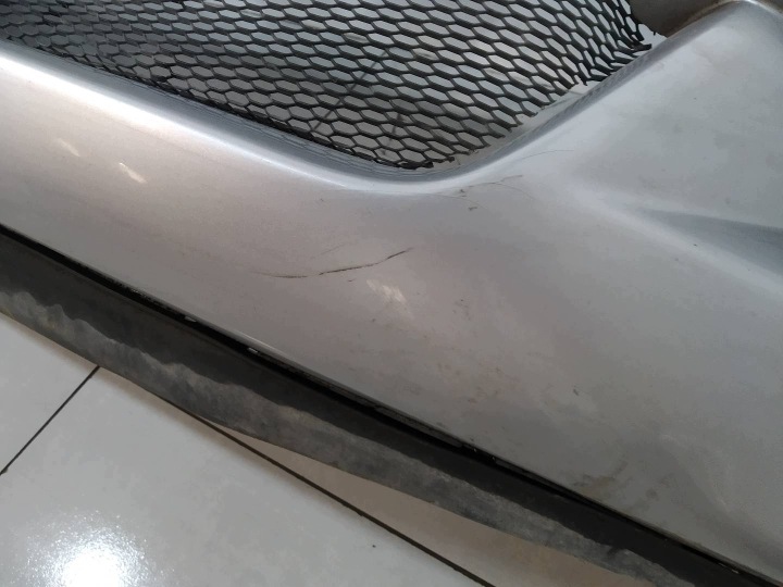 PARE-CHOCS AVANT NH700M HONDA FR-V I (2004-2009)